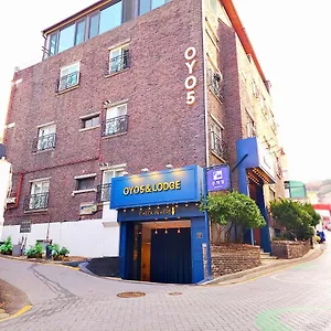 Hostel Oyo Myeongdong 5